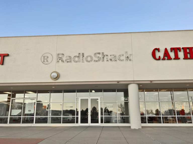 RadioShack B2B