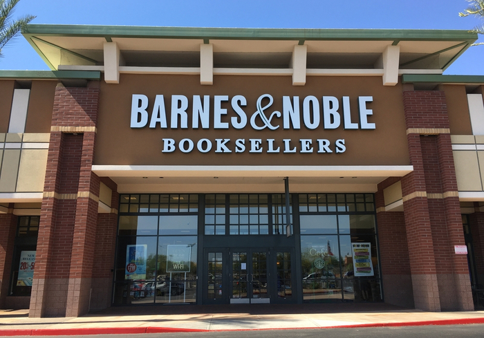 Weak Holiday Sales Force Barnes Noble Layoffs Pymnts Com