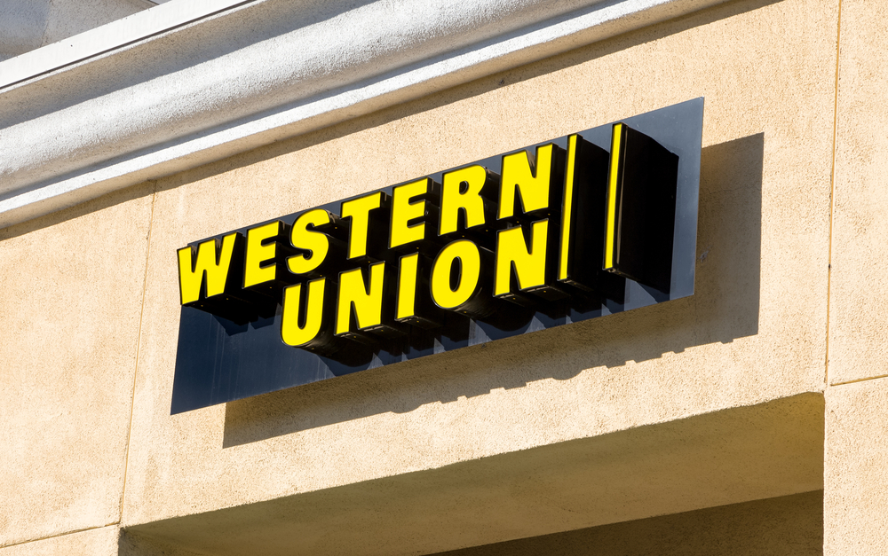 Western Union Opens New Front in Cash-Transfer War: Gas Stations - WSJ