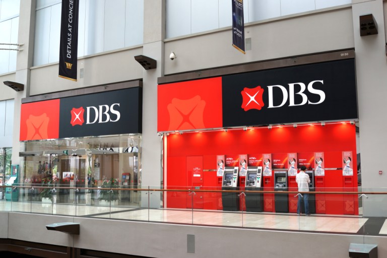 dbs-bank-qr-ar-smb-payment