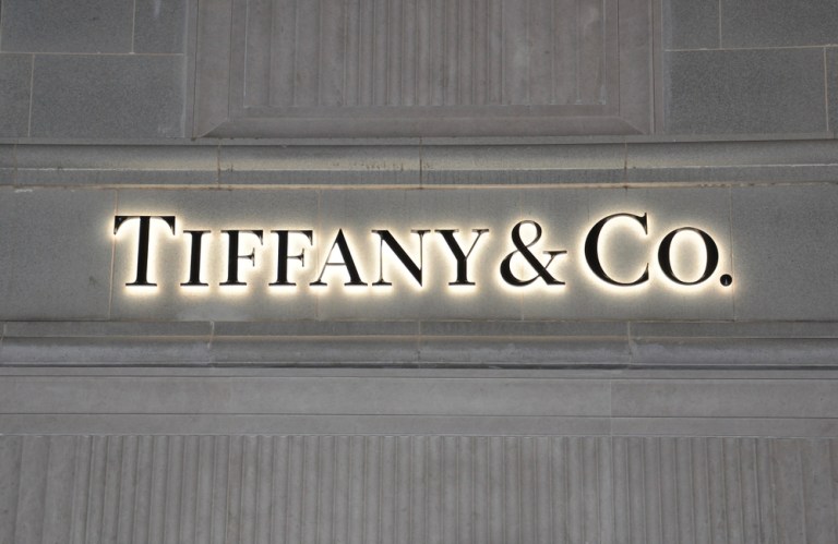 China’s Tourism Lull Tarnishes Tiffany’s Stock