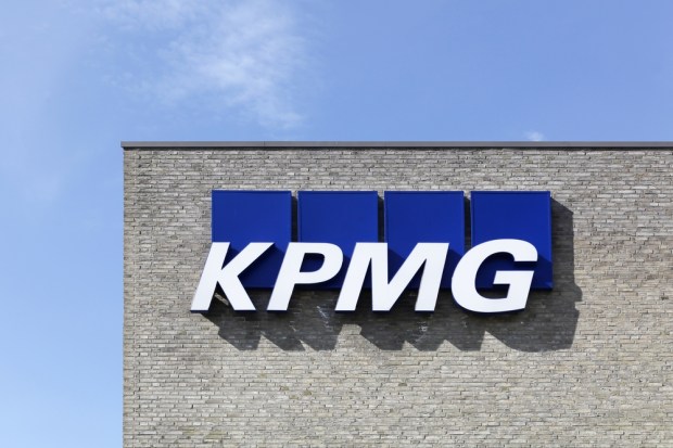 KPMG Won't Split Accounting, Auditing Units