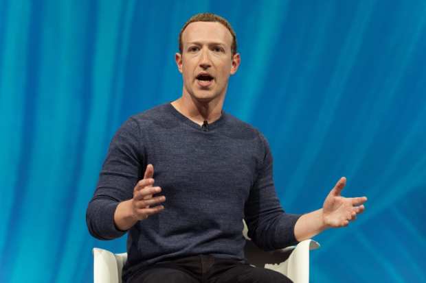 Zuckerberg Considering Blockchain For Facebook