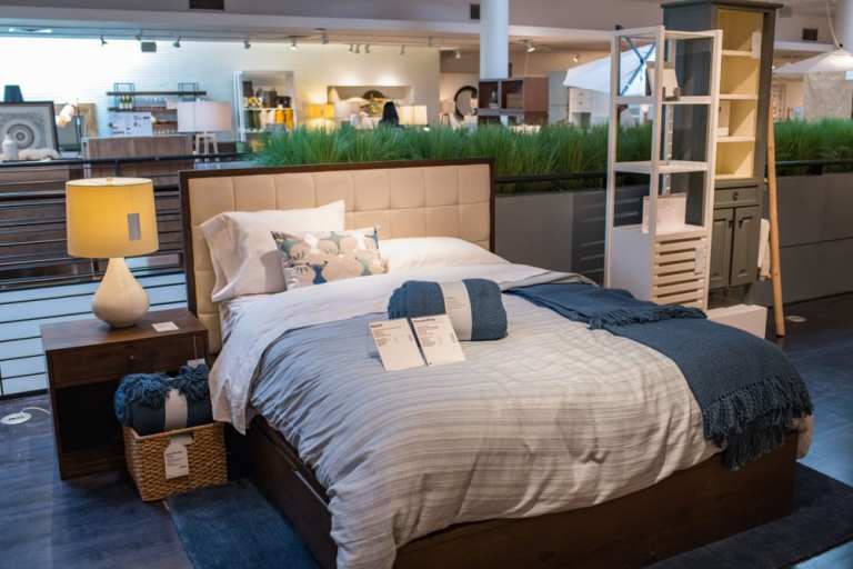 Crate And Barrel Partners With Handy