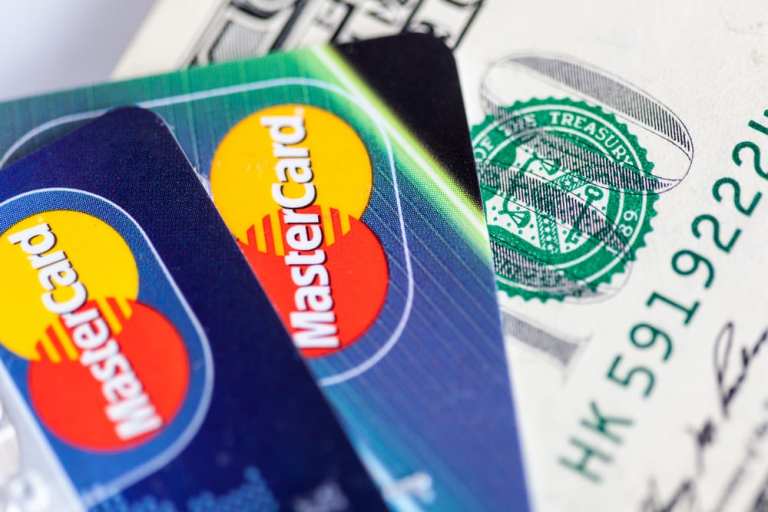 Mastercard Sees X-Border Volumes Up Mid-Teens