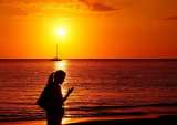 smartphone sunset beach