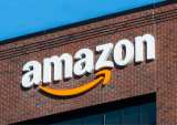 Amazon Promotes Shopping Assistant With Credit