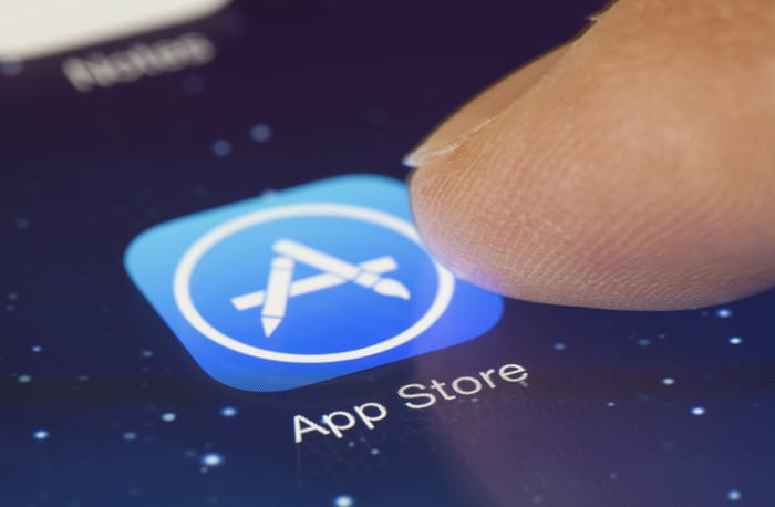 apple, apps, app store, competition, default settings, third-party apps,