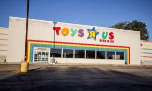 Lawsuit Alleges Toys R Us Execs Bilked Company During Bankruptcy