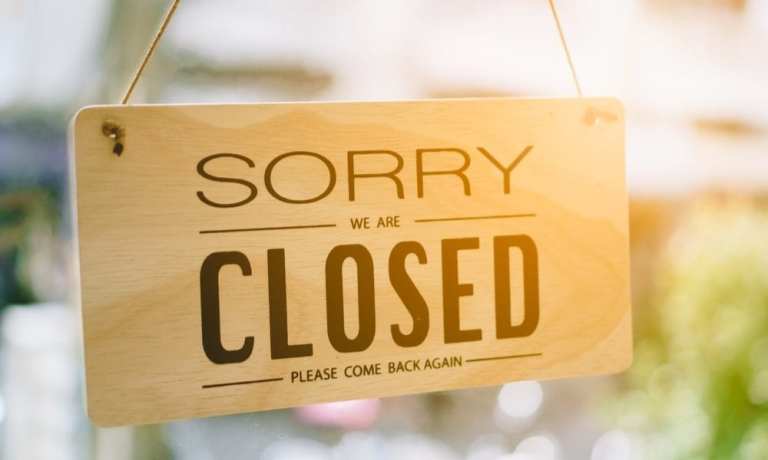 Sorry we are closed sign