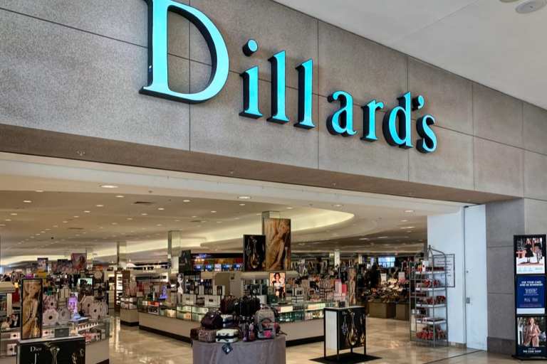 Dillard's store