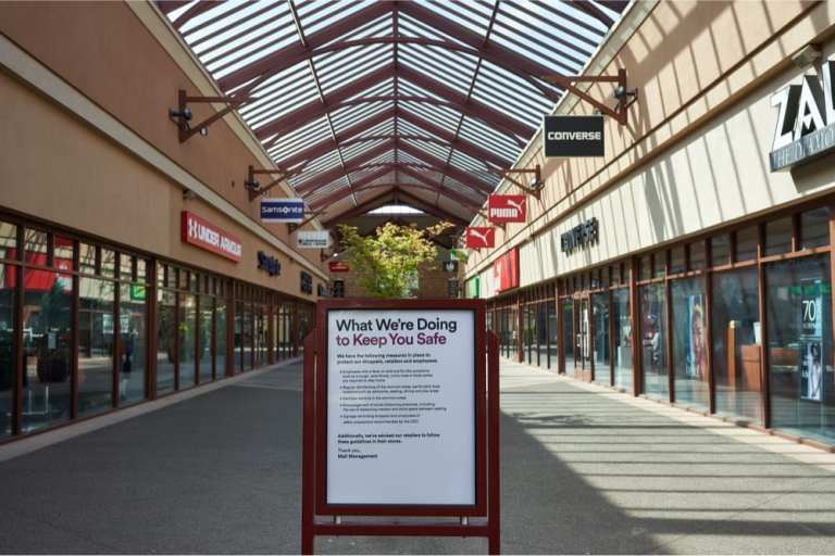 mall pandemic safety sign