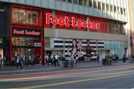 Foot Locker Expects Sales, Profit to Fall in Coming Year - WSJ