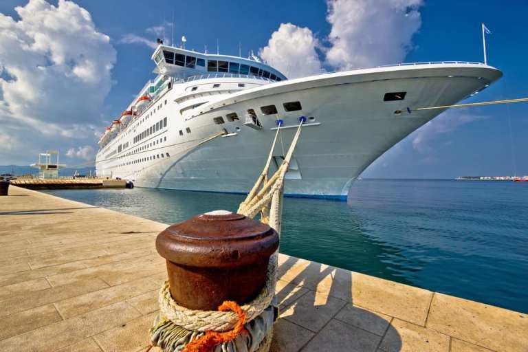 US Extends Cruise Ship Ban