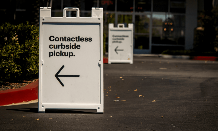 curbside pickup sign