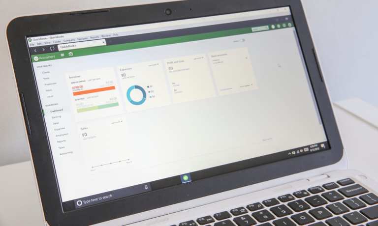 Plastiq Integrates Intuit QuickBooks