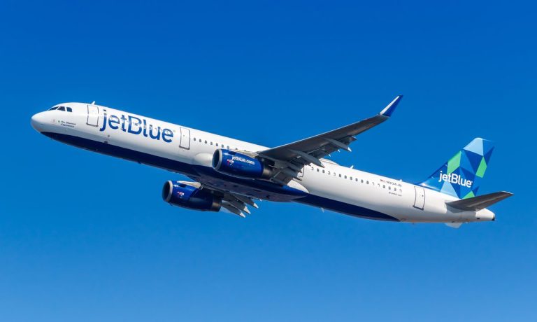 JetBlue plane