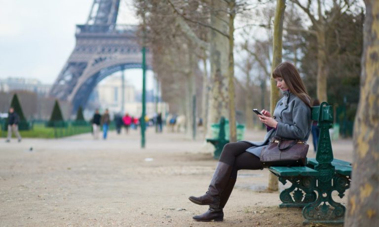 France, national eID, CNIe, Near-Field Communication technology