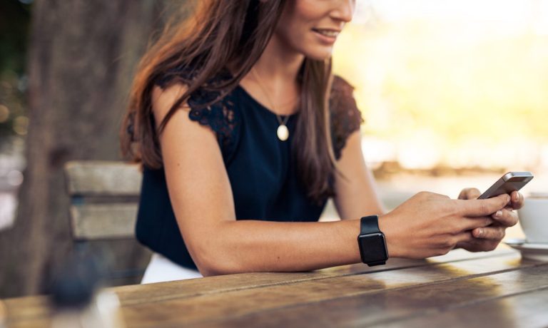 Woman on Smartphone