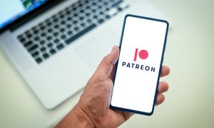 Patreon, Ukraine, crowdfunding, journalists