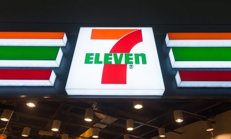 https://www.pymnts.com/wp-content/uploads/2022/05/7-Eleven-convenience-store.jpg?w=457