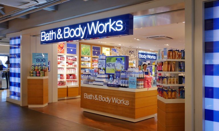 Bath & Body Works store