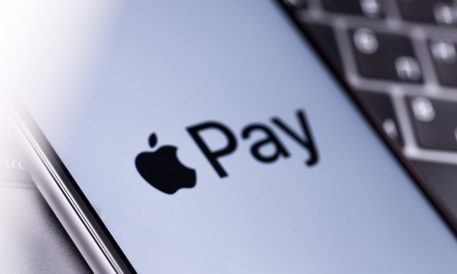 Apple agrees to pay $1.8 million to settle gift card class action