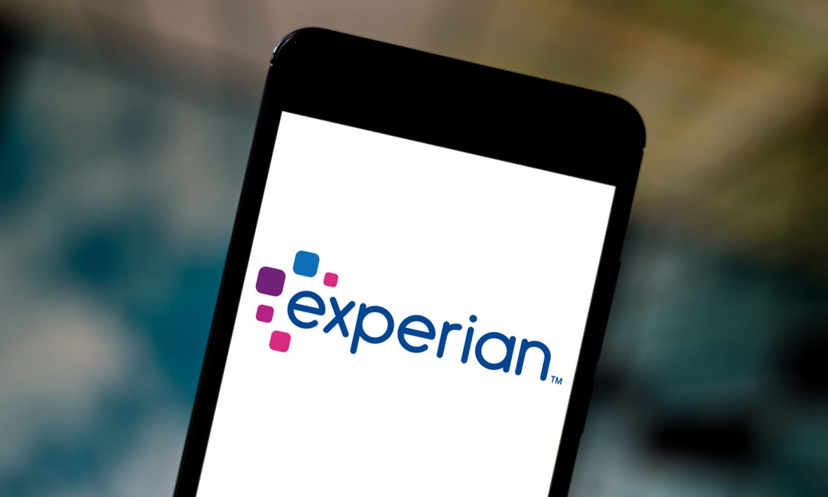 Report Experian Faces Class Action Lawsuit