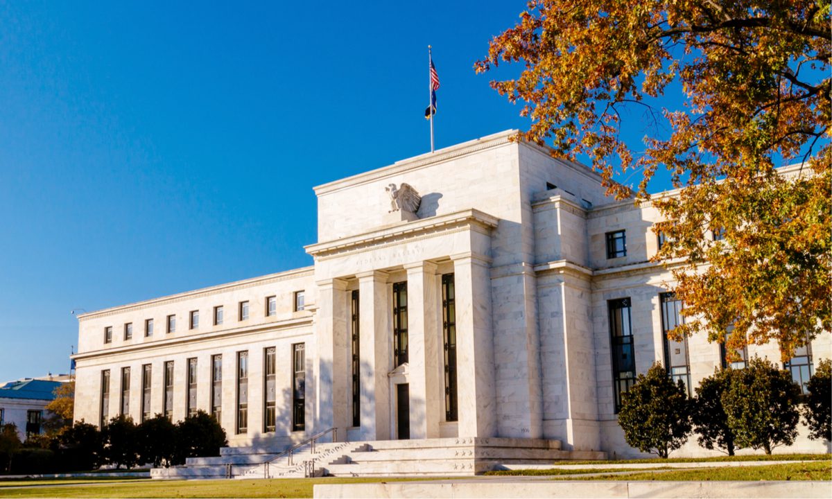 Fed Offers Crypto Banks Path to Payments Rails