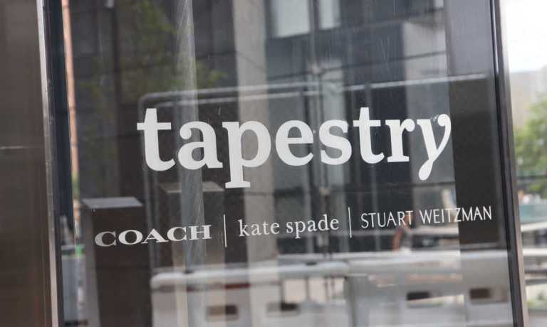 Tapestry window