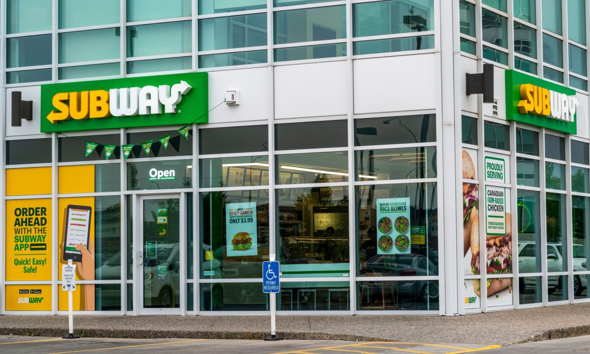 Subway Draws Closer to Sale as Industry Recovers