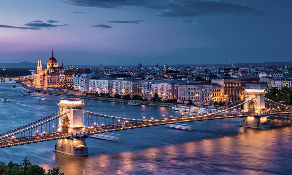 Bridge Budapest Building Hungary River HD Travel Wallpapers | HD Wallpapers  | ID #68618