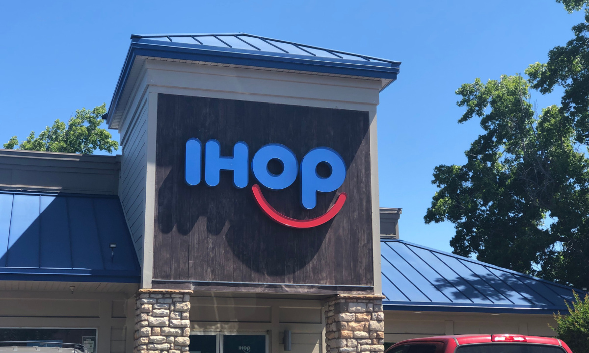 UPDATE] IHOP Not Moving Into The Limelight - Gothamist