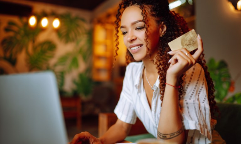 woman with credit card