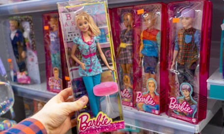 https://www.pymnts.com/wp-content/uploads/2023/10/Barbie-Mattel-earnings.jpg?w=457