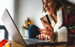 Mastercard: Holiday Shoppers Chase Value as Online Spending Jumps 6.7%