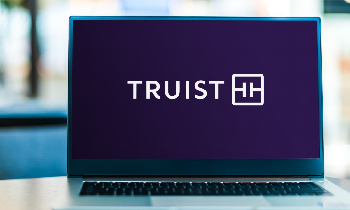 Truist to Close 3.5 of Branches as Customers Bank Digitally