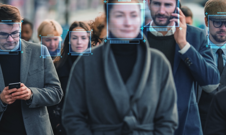 facial recognition tech in crowd