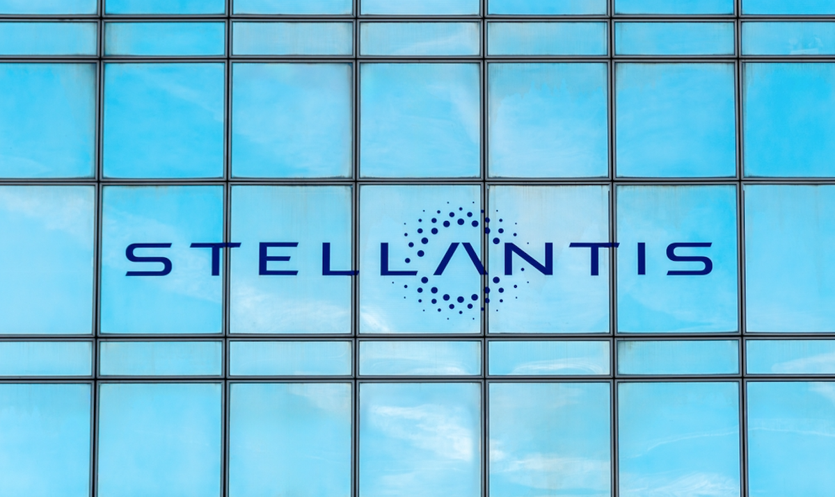 You are currently viewing Stellantis continues global rollout of connected car features