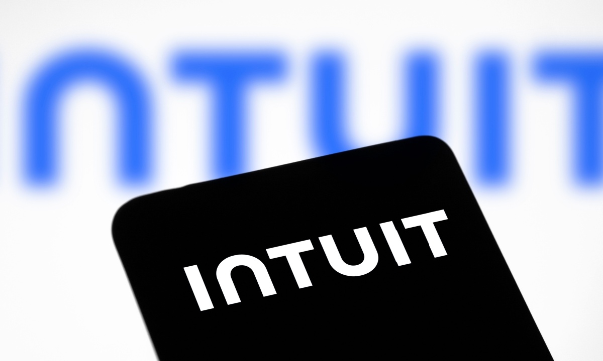 Intuit Says Small Businesses Adopt Digital Solutions to Improve Cash Flow