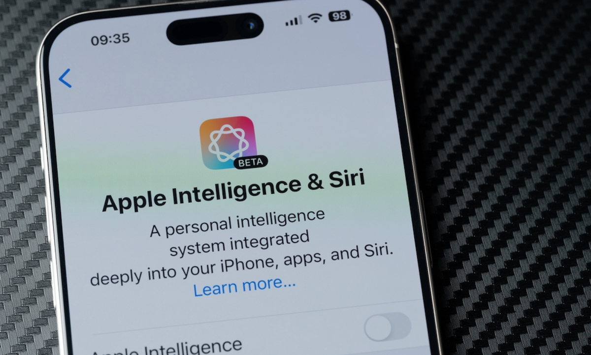 Apple Aims to Up Siri’s Capabilities With Advanced LLMs