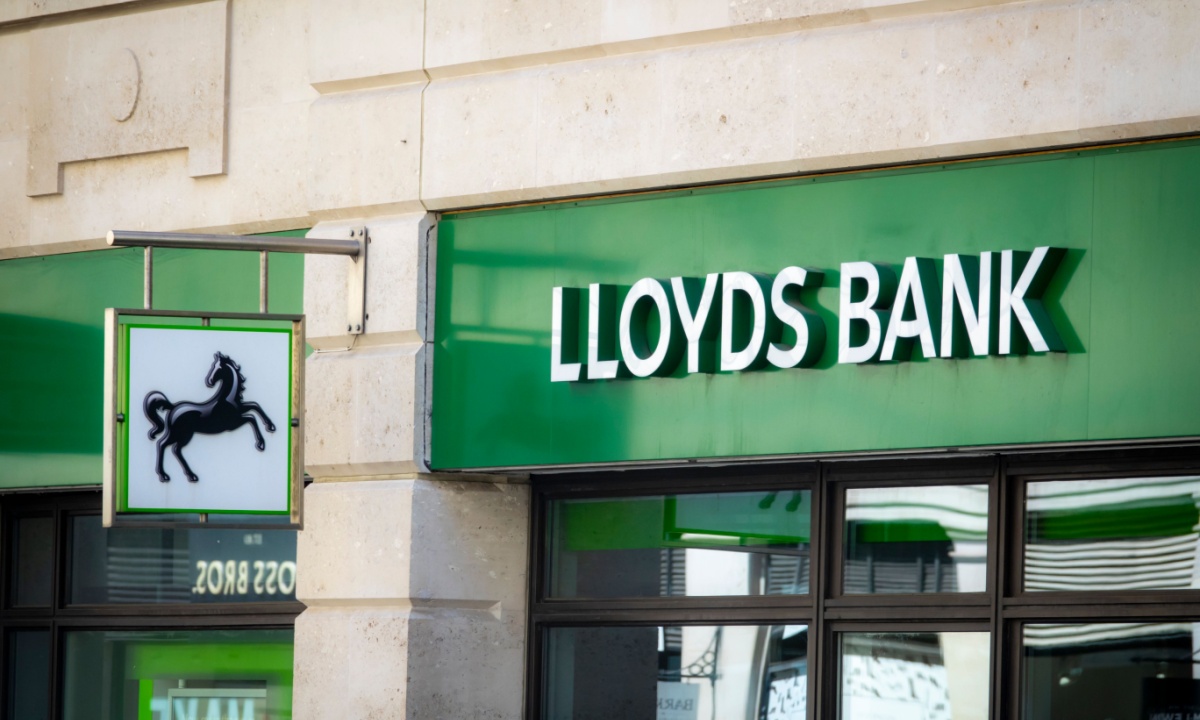 Lloyds and PayPoint Launch Payments Partnership for Small Businesses