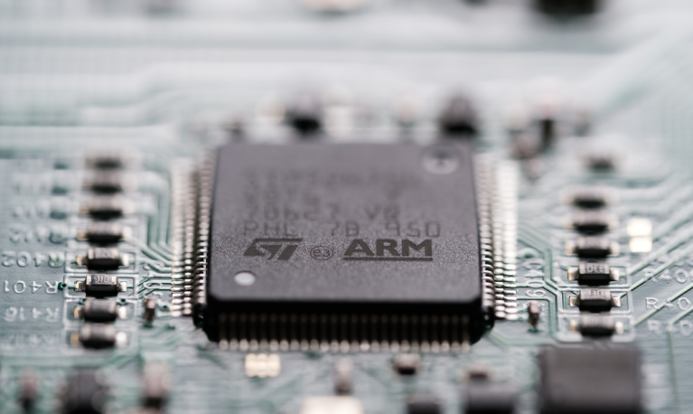 Arm computer chip