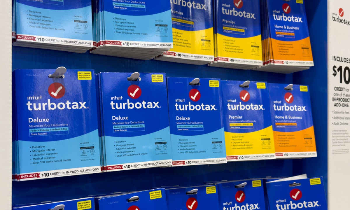 TurboTax Debuts Early Refund Tool Offering For Tax Season