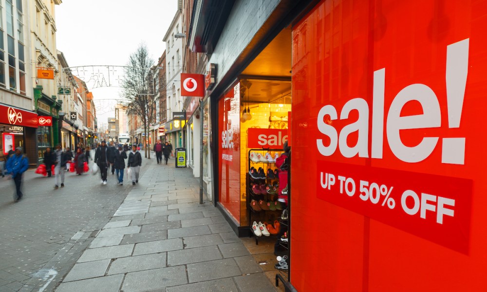 UK Retail Store Traffic Declined 2.5% During Holiday Season