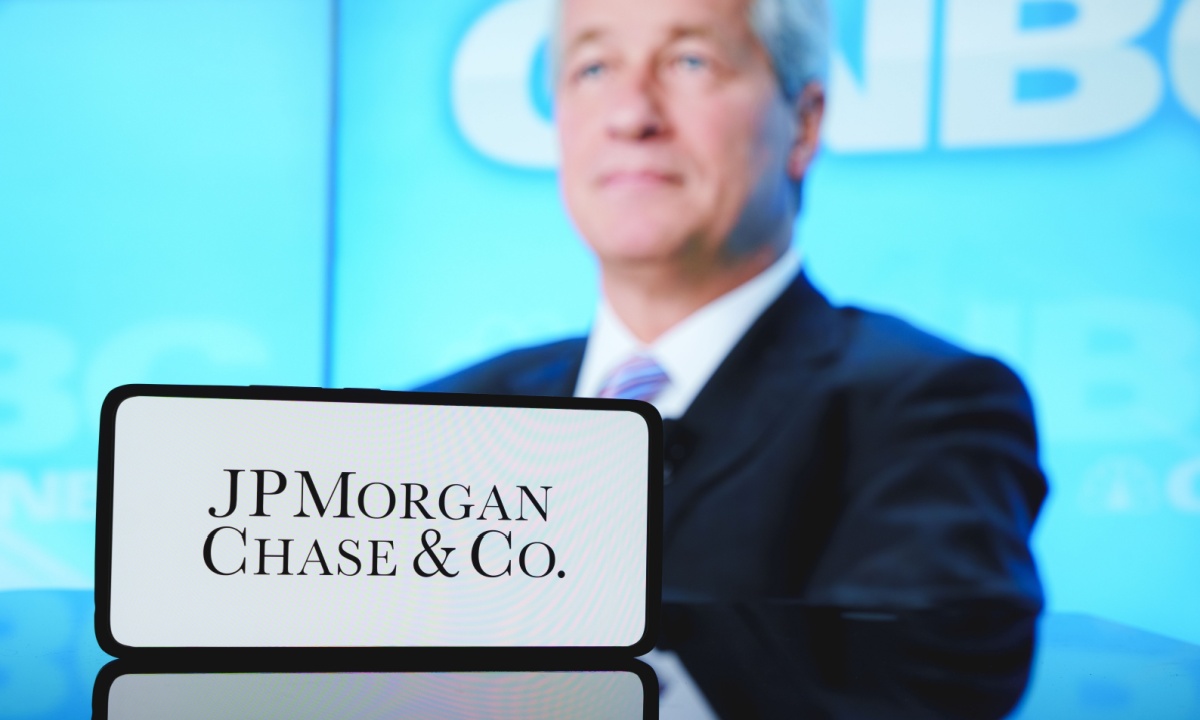 JPMorgan Chase CEO Jamie Dimon Backs DOGE’s Efforts